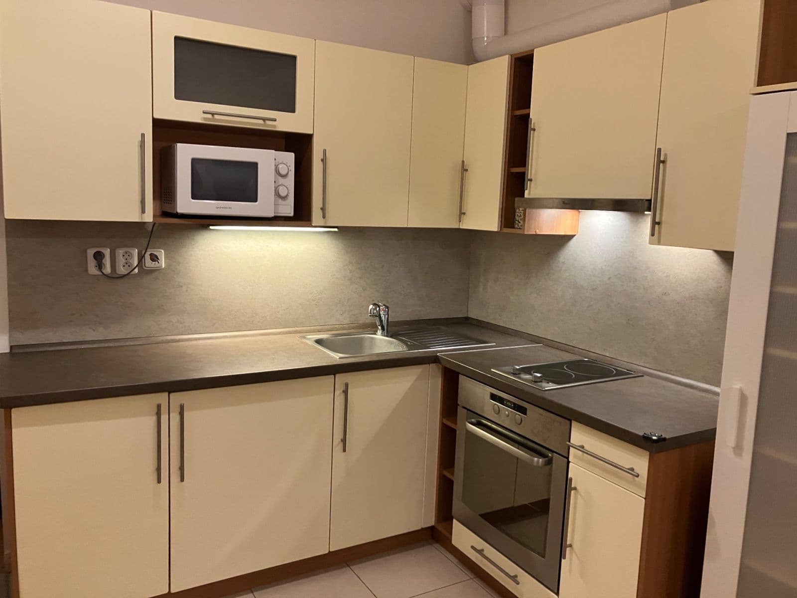 Pronájem bytu 1+kk 27 m², Purkyňova, Brno, Jihomoravský kraj Pronájem bytu 1+kk 27 m², Purkyňova, Brno, Jihomoravský kraj