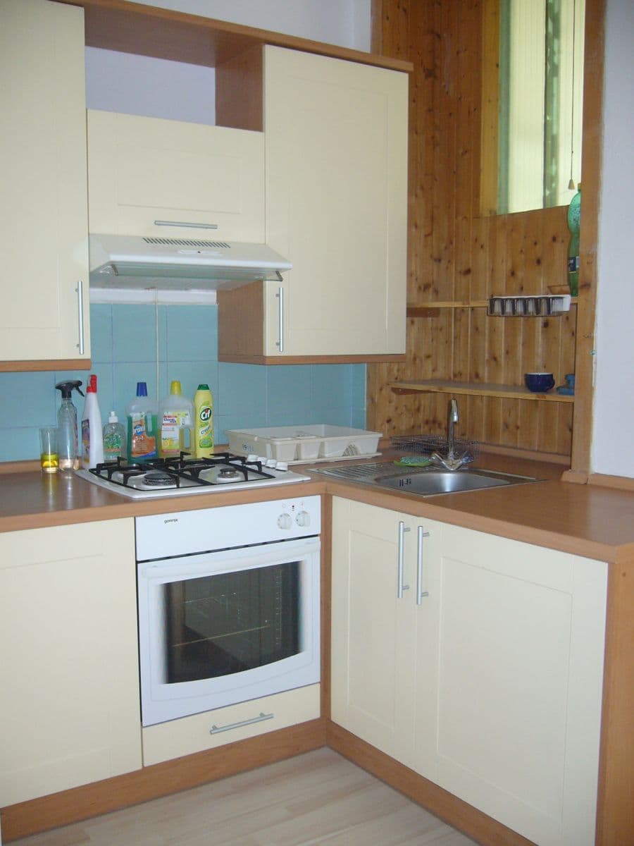 Pronájem bytu 1+1 35 m², Komárovská, Brno, Jihomoravský kraj Pronájem bytu 1+1 35 m², Komárovská, Brno, Jihomoravský kraj