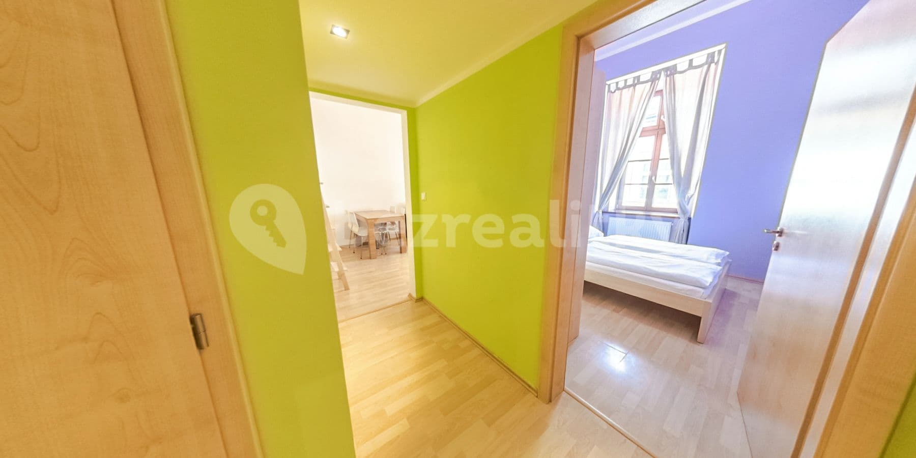 Pronájem bytu 2+kk 40 m², Špitálská, Hradec Králové, Královéhradecký kraj Pronájem bytu 2+kk 40 m², Špitálská, Hradec Králové, Královéhradecký kraj