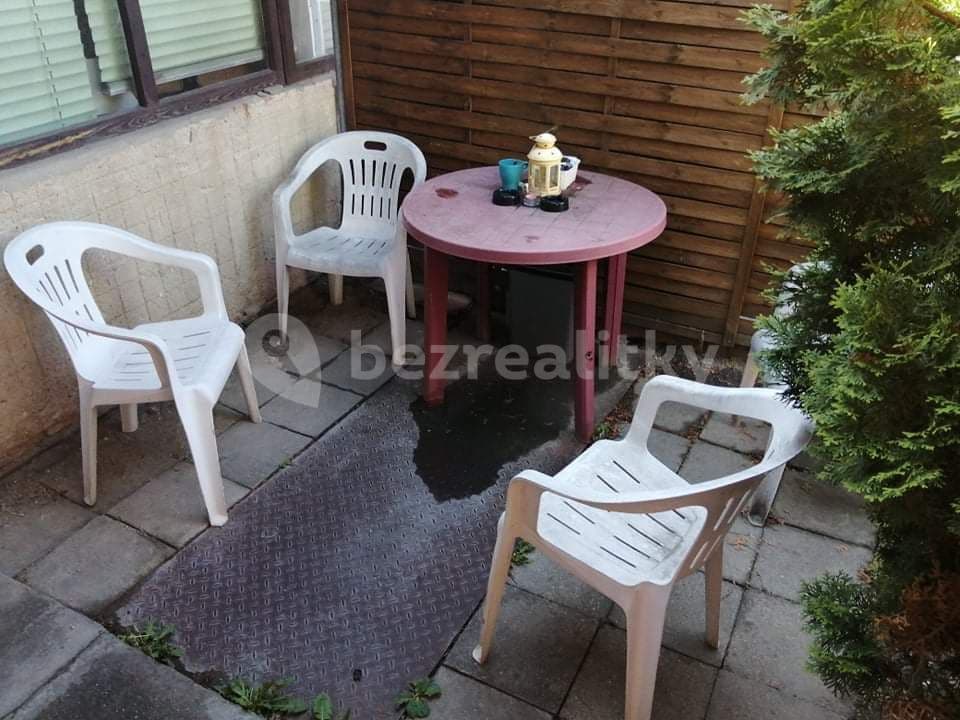 Pronájem domu 40 m², pozemek 86 m², Hliníky, Telnice, Jihomoravský kraj Pronájem domu 40 m², pozemek 86 m², Hliníky, Telnice, Jihomoravský kraj