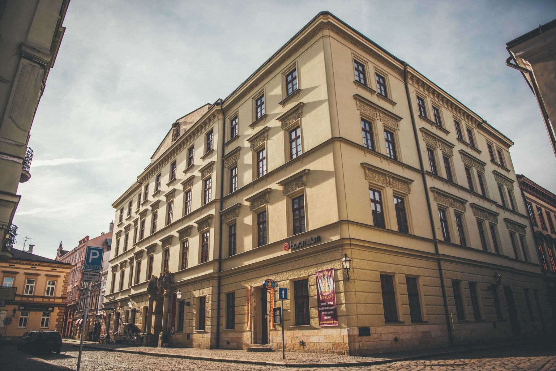 Pronájem bytu 2+kk 56 m², Špitálská, Hradec Králové, Královéhradecký kraj Pronájem bytu 2+kk 56 m², Špitálská, Hradec Králové, Královéhradecký kraj