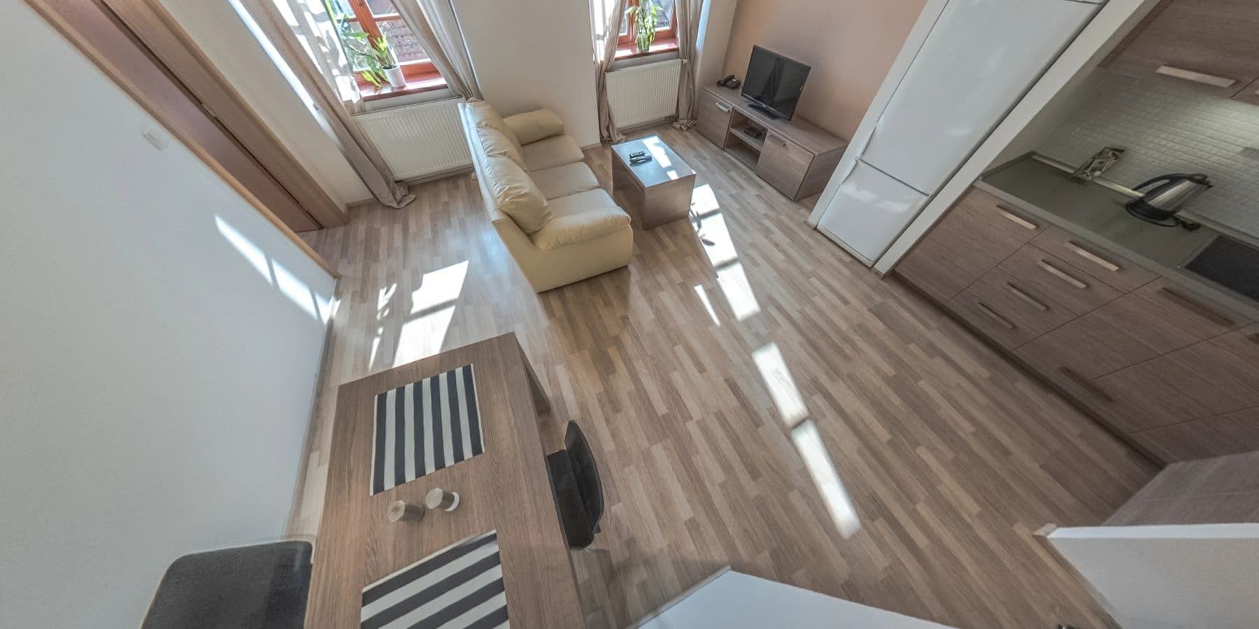 Pronájem bytu 2+kk 56 m², Špitálská, Hradec Králové, Královéhradecký kraj Pronájem bytu 2+kk 56 m², Špitálská, Hradec Králové, Královéhradecký kraj