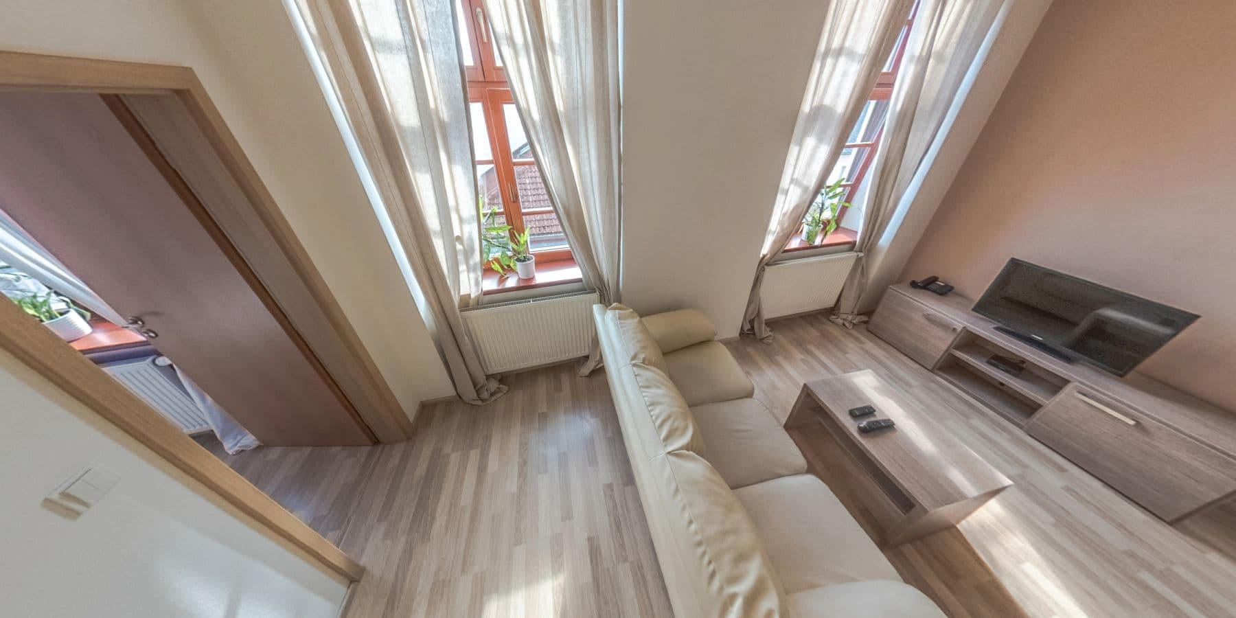 Pronájem bytu 2+kk 56 m², Špitálská, Hradec Králové, Královéhradecký kraj Pronájem bytu 2+kk 56 m², Špitálská, Hradec Králové, Královéhradecký kraj