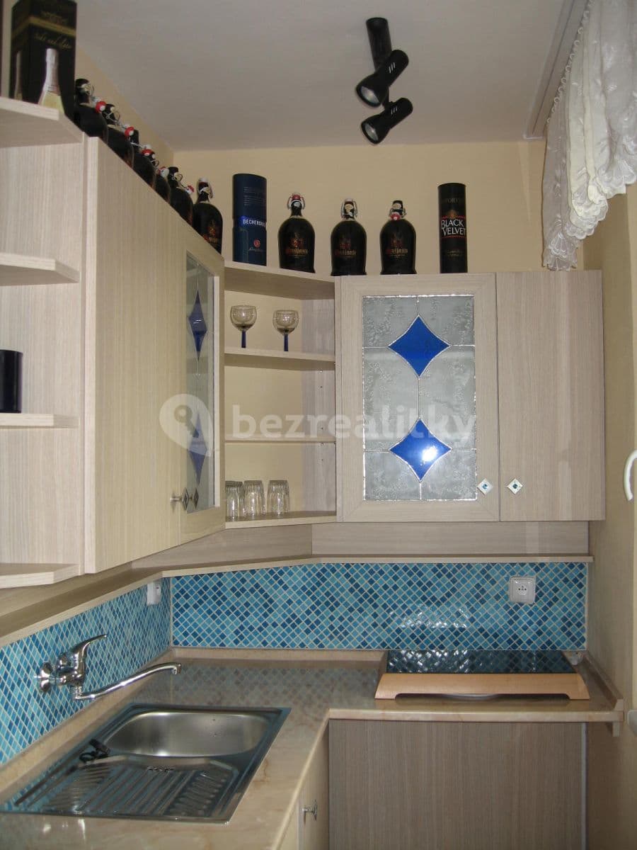 Pronájem bytu 1+kk 33 m², Pardubice, Pardubický kraj Pronájem bytu 1+kk 33 m², Pardubice, Pardubický kraj