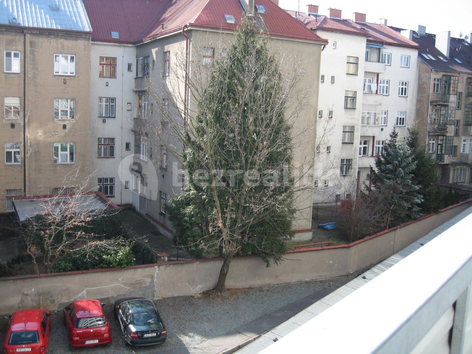 Pronájem bytu 1+kk 33 m², Pardubice, Pardubický kraj Pronájem bytu 1+kk 33 m², Pardubice, Pardubický kraj