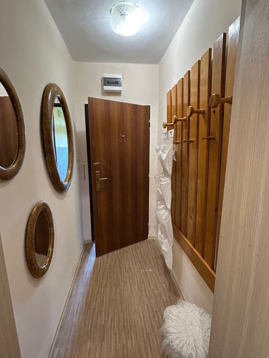 Pronájem bytu 1+kk 33 m², Pardubice, Pardubický kraj Pronájem bytu 1+kk 33 m², Pardubice, Pardubický kraj
