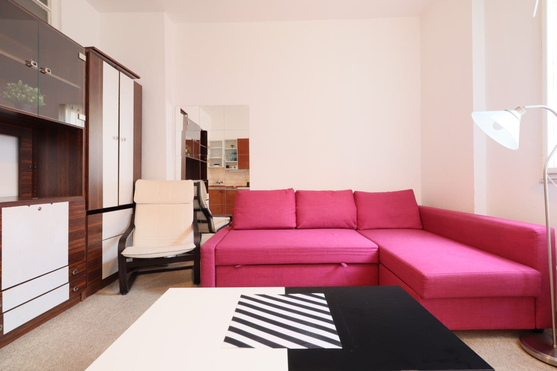 Pronájem bytu 1+kk 29 m², Praha, Praha Pronájem bytu 1+kk 29 m², Praha, Praha