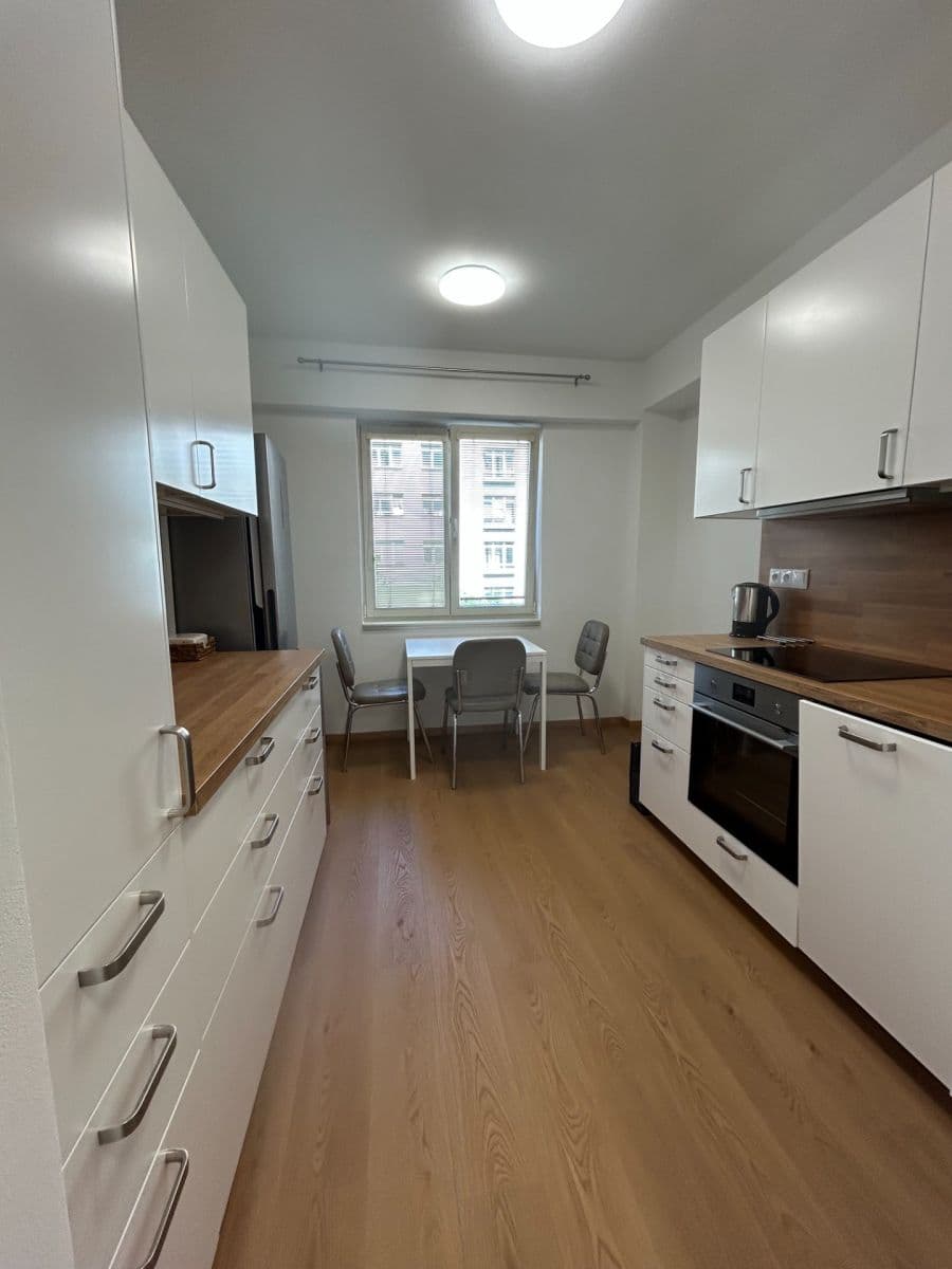 Pronájem bytu 2+1 60 m², Lvovská, Praha, Praha Pronájem bytu 2+1 60 m², Lvovská, Praha, Praha