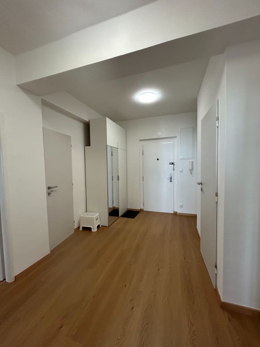 Pronájem bytu 2+1 60 m², Lvovská, Praha, Praha Pronájem bytu 2+1 60 m², Lvovská, Praha, Praha