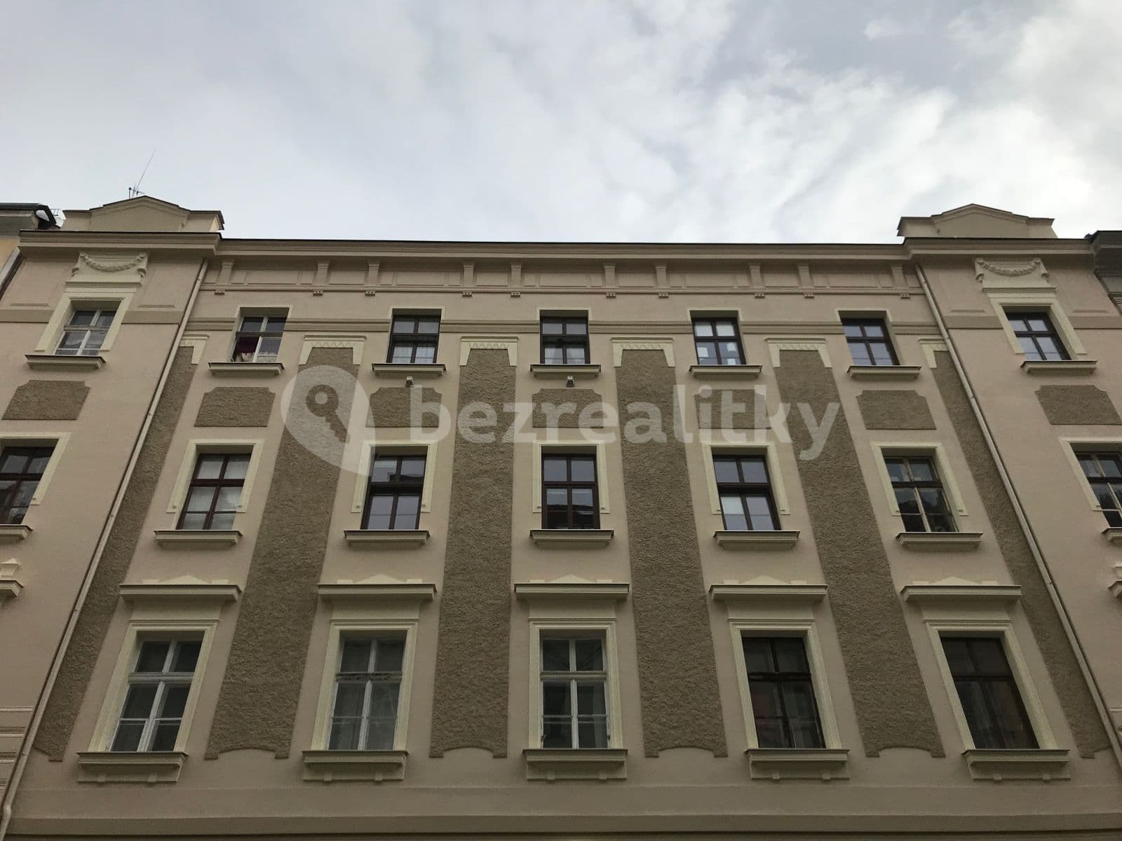 Pronájem bytu 2+1 75 m², Malířská, Praha, Praha Pronájem bytu 2+1 75 m², Malířská, Praha, Praha