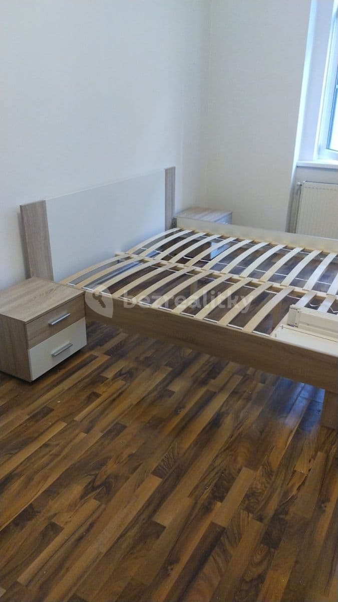Pronájem bytu 2+1 75 m², Malířská, Praha, Praha Pronájem bytu 2+1 75 m², Malířská, Praha, Praha