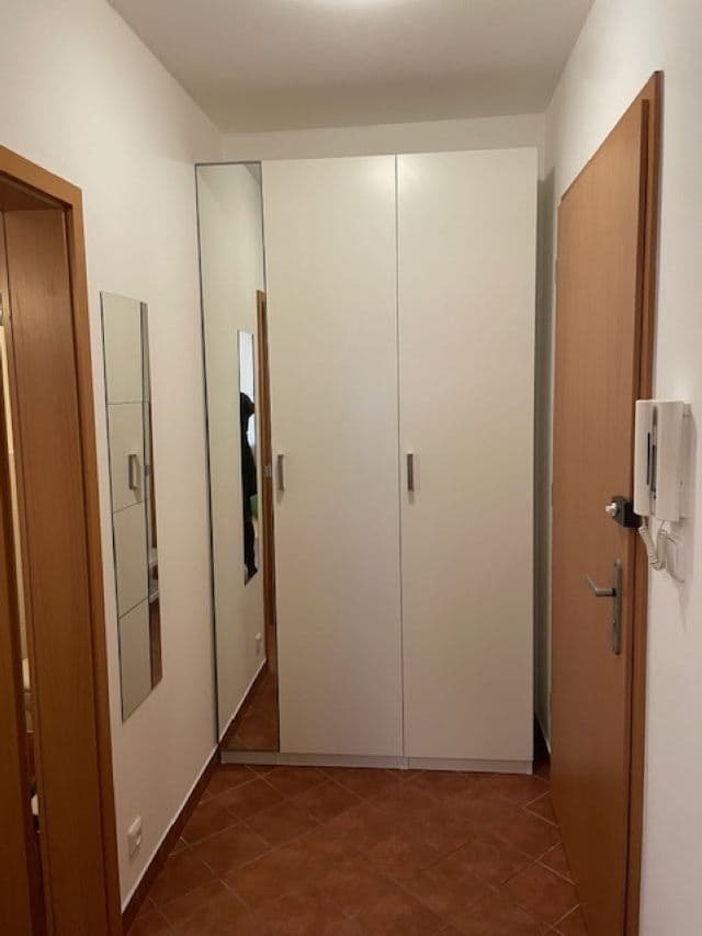 Pronájem bytu 1+kk 28 m², Na Okraji, Praha, Praha Pronájem bytu 1+kk 28 m², Na Okraji, Praha, Praha