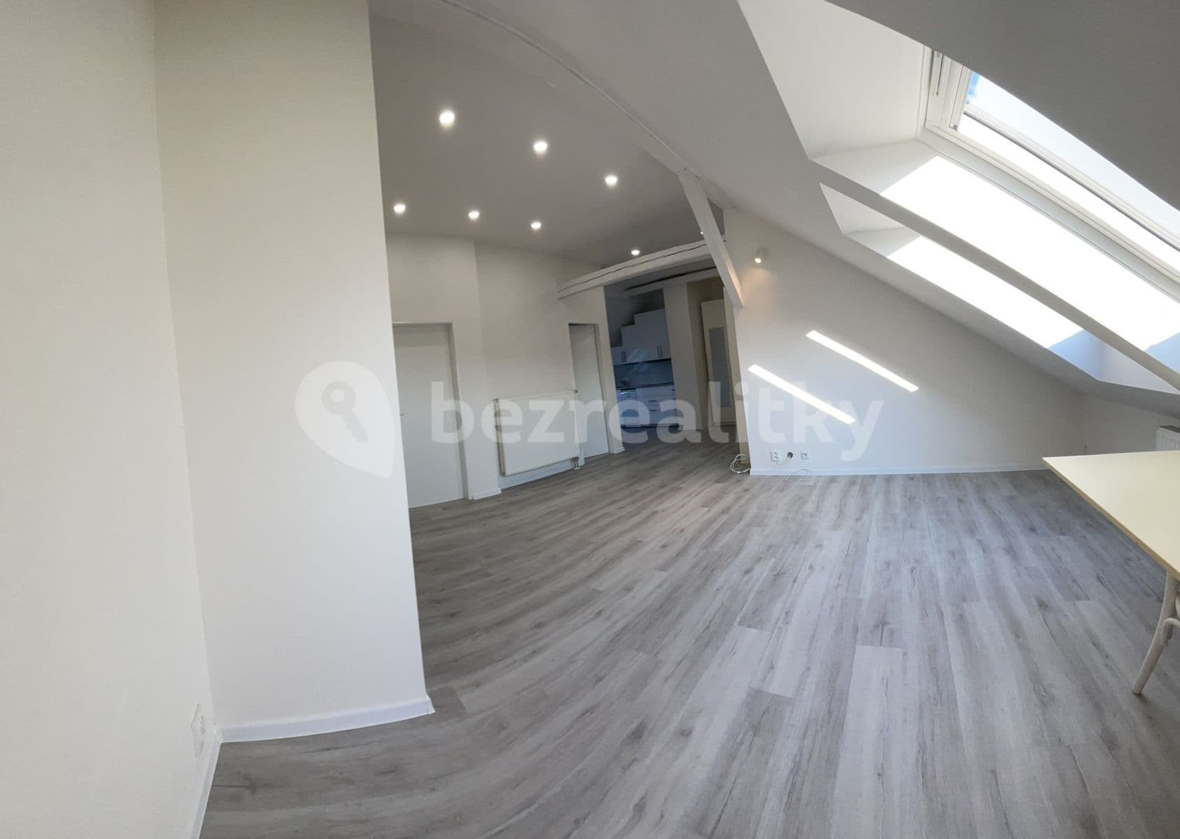 Pronájem bytu 2+kk 59 m², Preslova, Brno, Jihomoravský kraj Pronájem bytu 2+kk 59 m², Preslova, Brno, Jihomoravský kraj