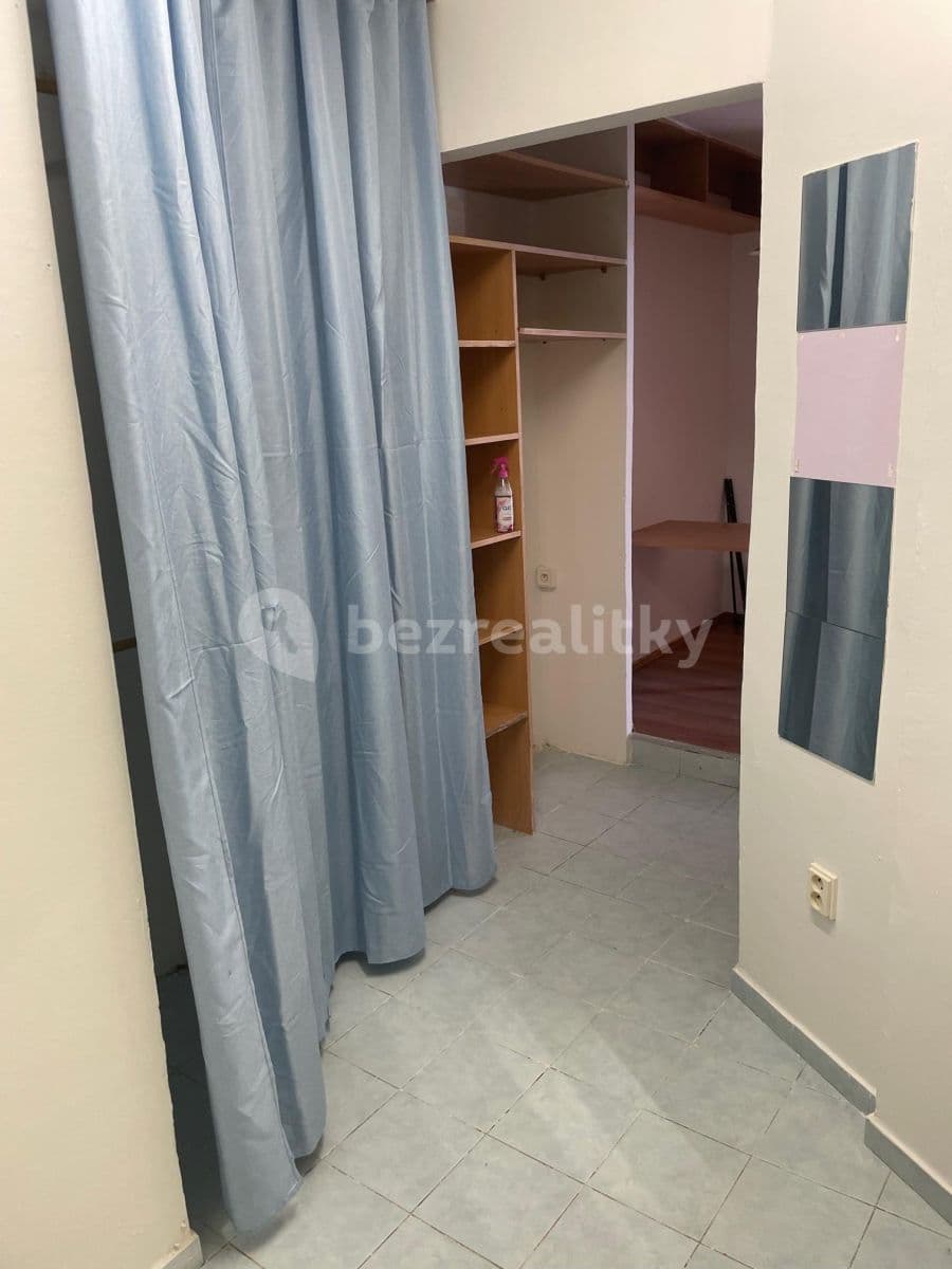 Pronájem bytu 1+1 34 m², Kladno, Středočeský kraj Pronájem bytu 1+1 34 m², Kladno, Středočeský kraj