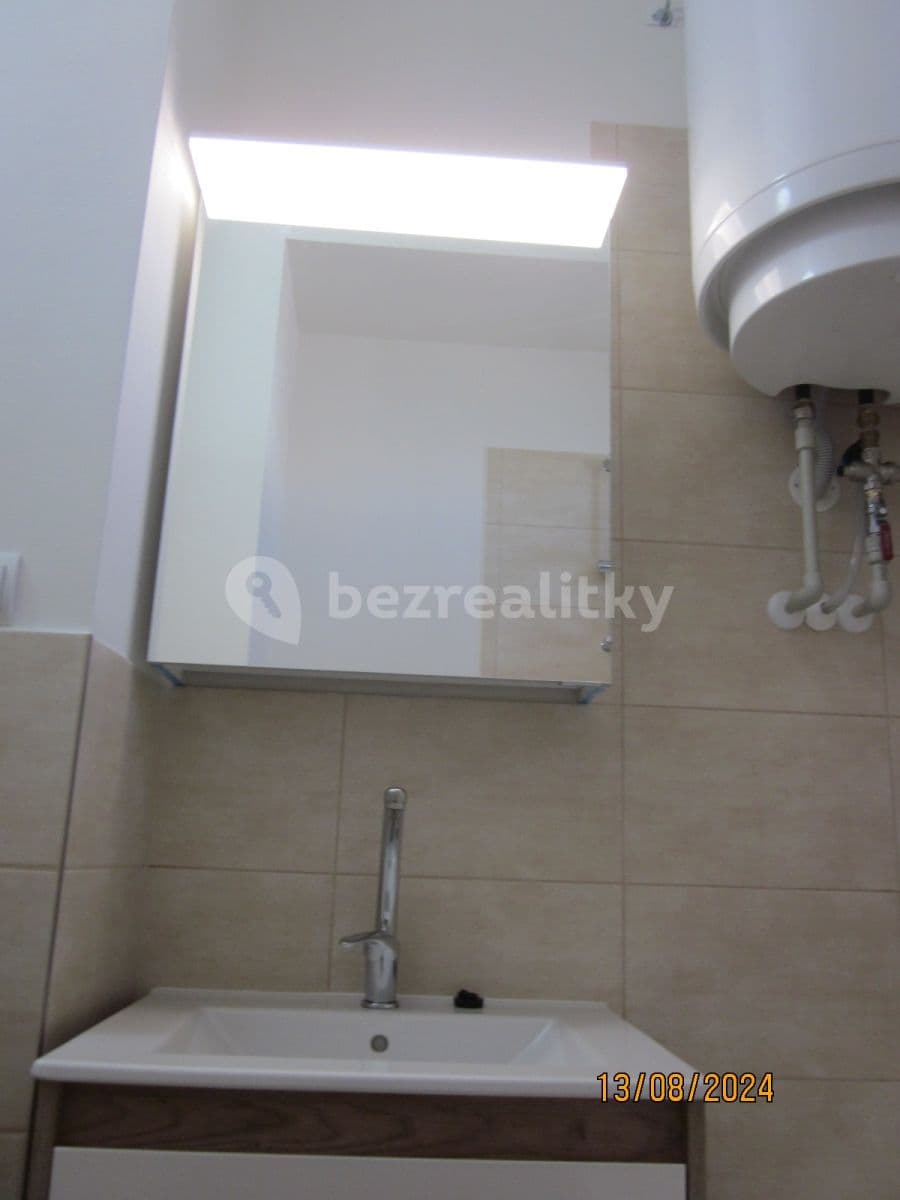 Pronájem bytu 1+1 50 m², 5. května, Praha, Praha Pronájem bytu 1+1 50 m², 5. května, Praha, Praha