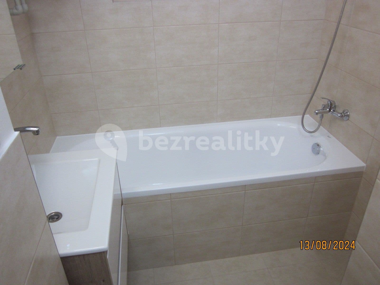 Pronájem bytu 1+1 50 m², 5. května, Praha, Praha Pronájem bytu 1+1 50 m², 5. května, Praha, Praha