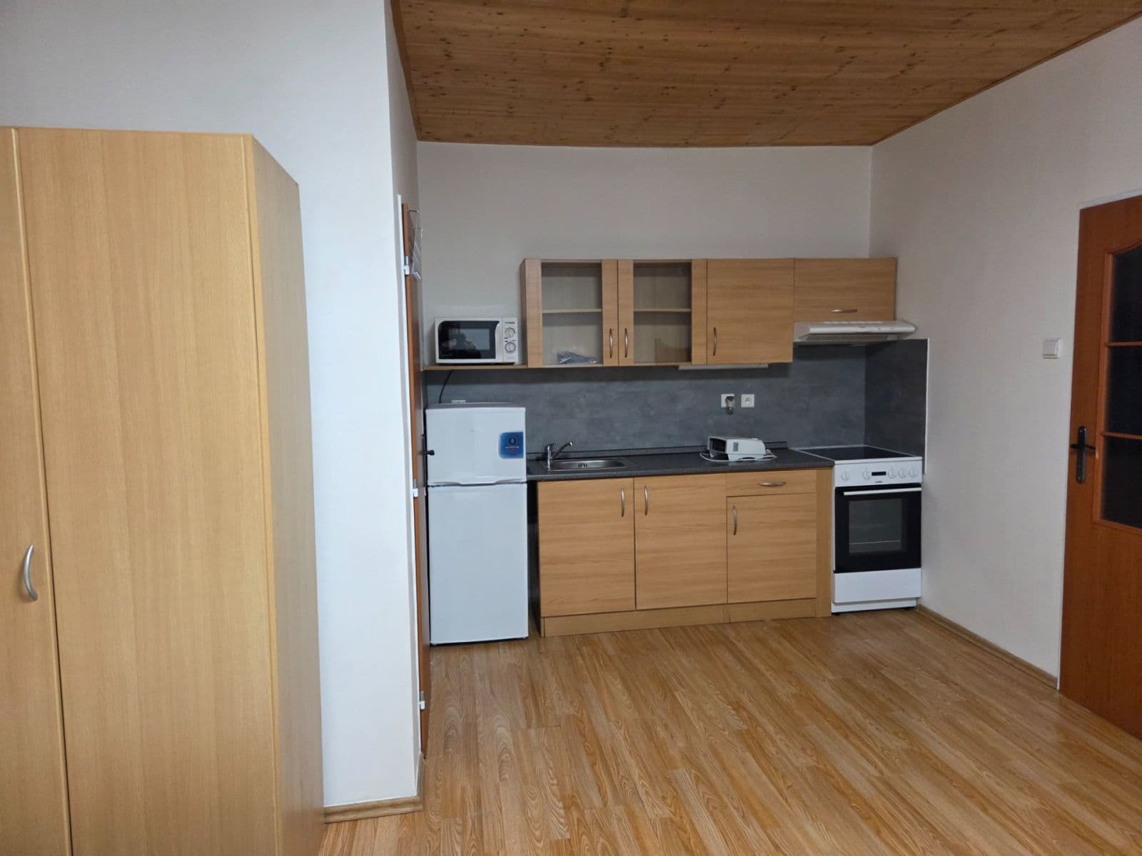 Pronájem bytu Garsoniéra 30 m², Klenovská, Praha, Praha Pronájem bytu Garsoniéra 30 m², Klenovská, Praha, Praha