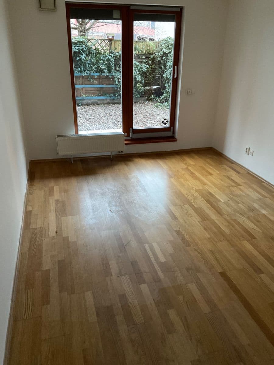 Pronájem bytu 2+kk 60 m², Varhulíkové, Praha, Praha Pronájem bytu 2+kk 60 m², Varhulíkové, Praha, Praha