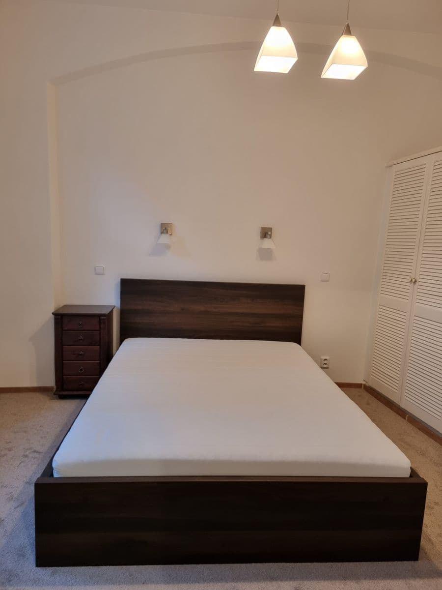 Pronájem bytu 1+1 32 m², Krokova, Praha, Praha Pronájem bytu 1+1 32 m², Krokova, Praha, Praha