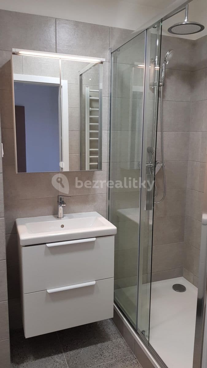 Pronájem bytu 2+1 57 m², Počernická, Praha, Praha Pronájem bytu 2+1 57 m², Počernická, Praha, Praha