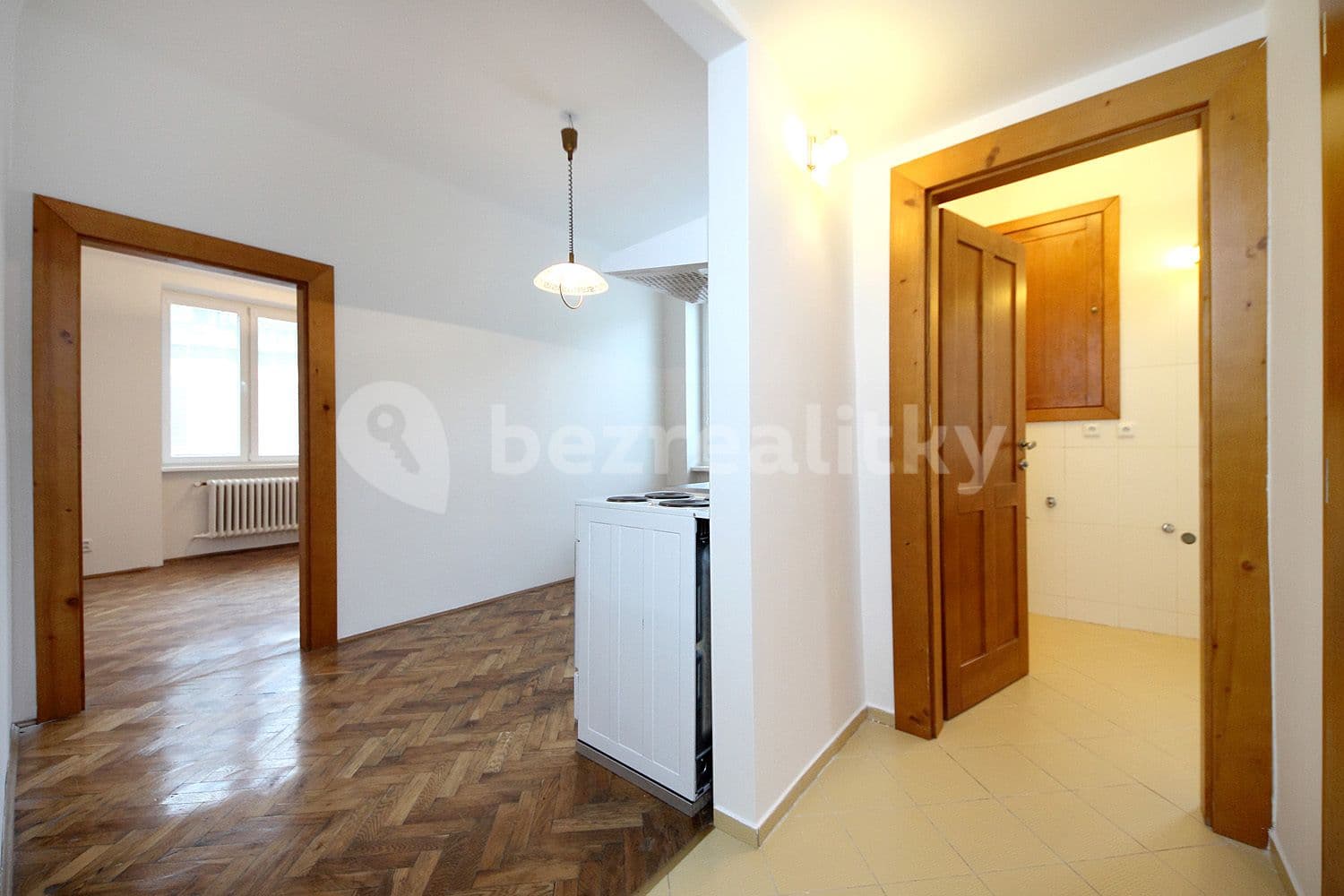 Pronájem bytu 1+1 35 m², V Holešovičkách, Praha, Praha Pronájem bytu 1+1 35 m², V Holešovičkách, Praha, Praha