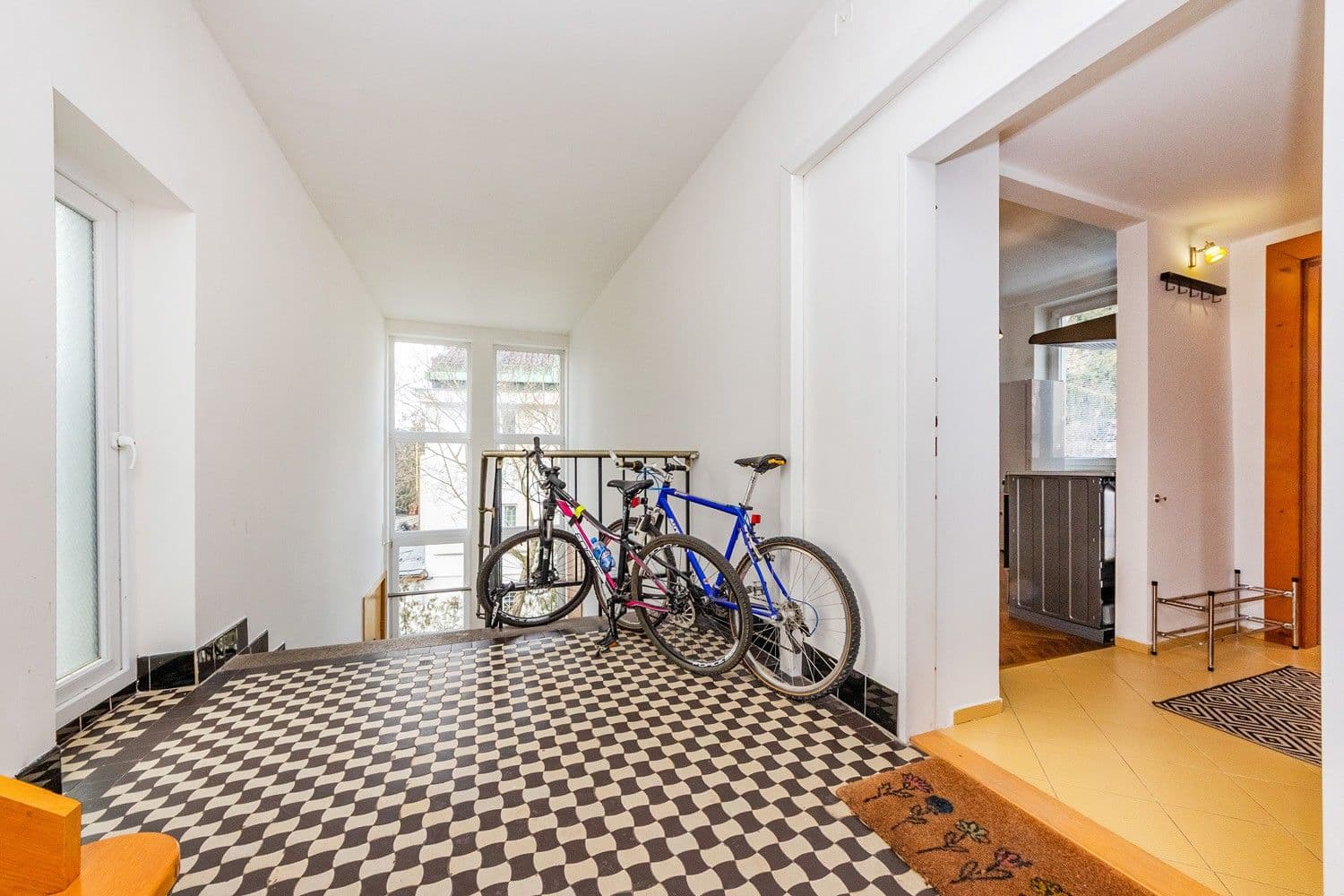 Pronájem bytu 1+1 35 m², V Holešovičkách, Praha, Praha Pronájem bytu 1+1 35 m², V Holešovičkách, Praha, Praha