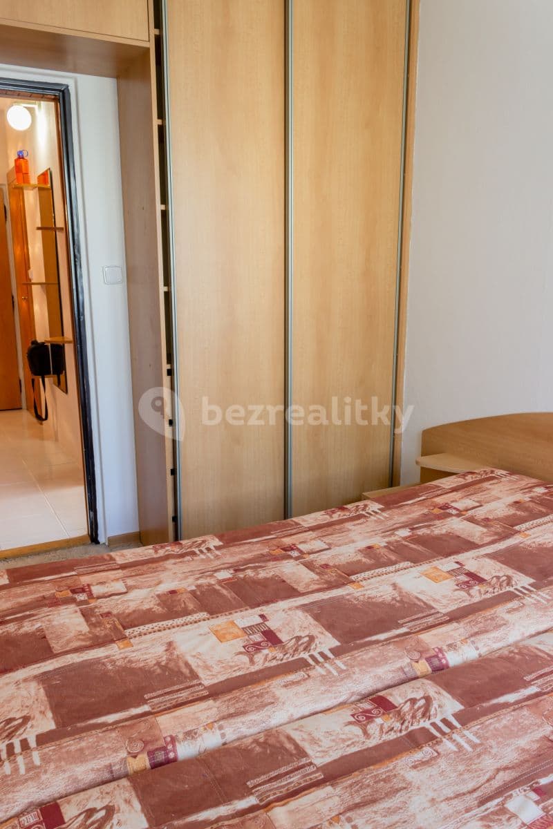Pronájem bytu 3+1 65 m², Nedašovská, Praha, Praha Pronájem bytu 3+1 65 m², Nedašovská, Praha, Praha