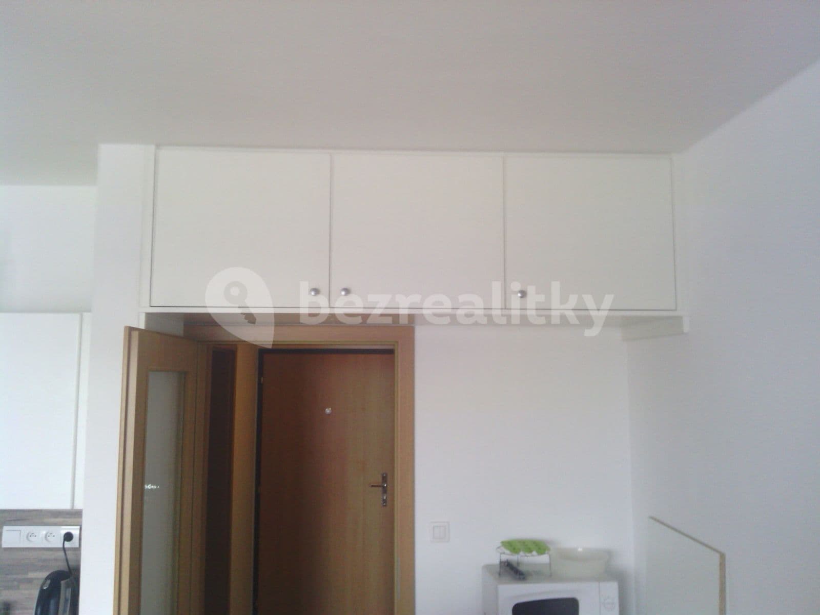 Pronájem bytu 1+kk 45 m², Chýně, Středočeský kraj Pronájem bytu 1+kk 45 m², Chýně, Středočeský kraj