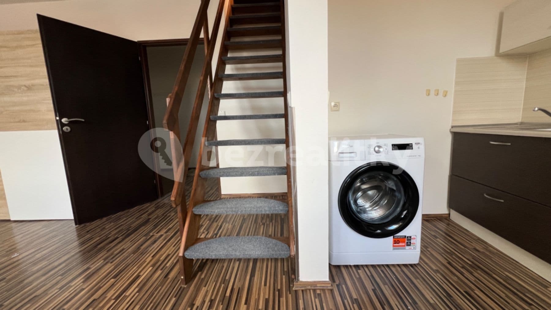 Pronájem bytu 2+kk 45 m², Zbraslavská, Praha, Praha Pronájem bytu 2+kk 45 m², Zbraslavská, Praha, Praha