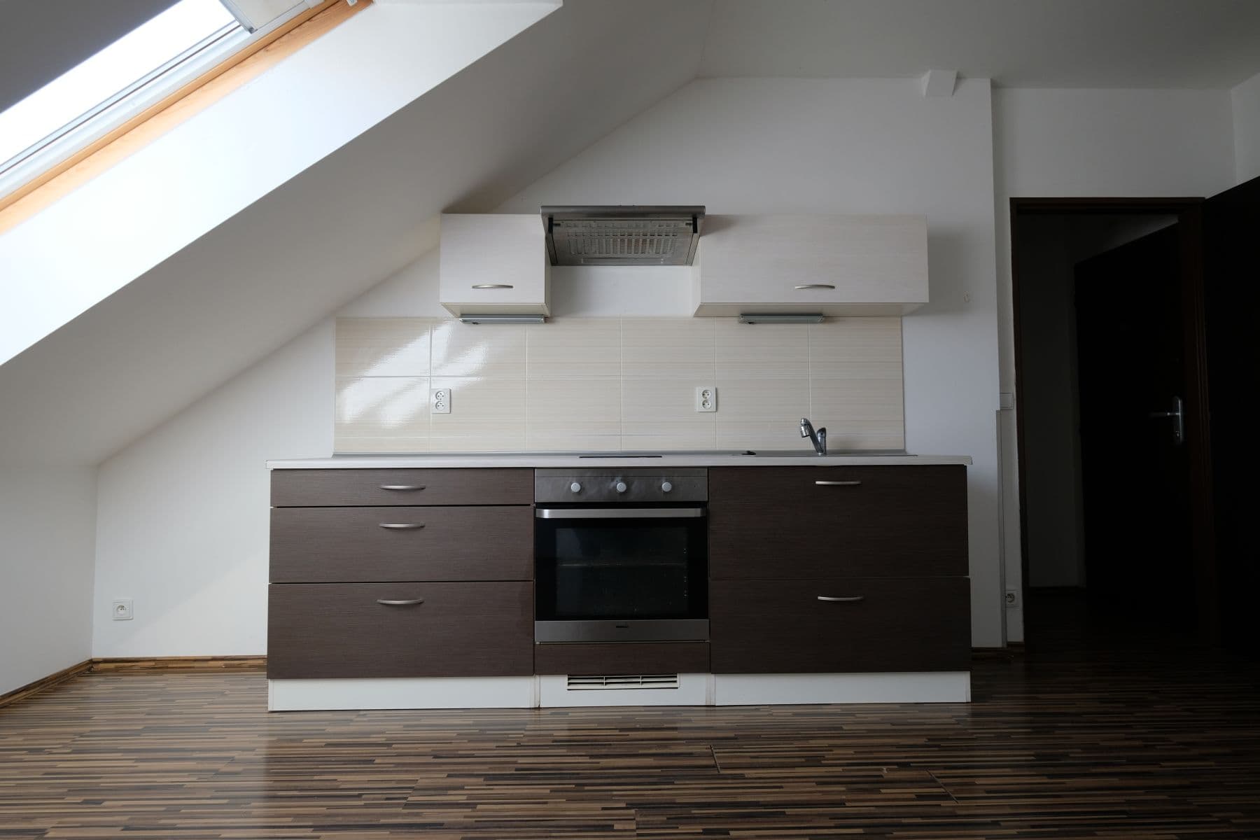 Pronájem bytu 2+kk 35 m², Wassermanova, Praha, Praha Pronájem bytu 2+kk 35 m², Wassermanova, Praha, Praha