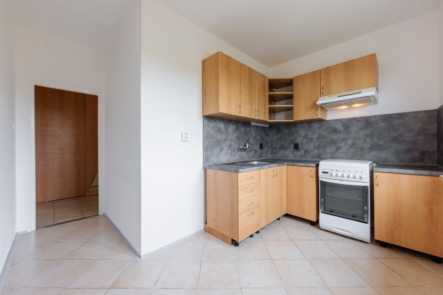 Pronájem bytu 2+1 54 m², 17. listopadu, Cheb, Karlovarský kraj Pronájem bytu 2+1 54 m², 17. listopadu, Cheb, Karlovarský kraj