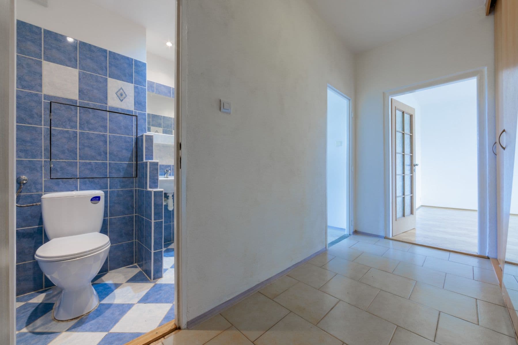 Pronájem bytu 2+1 54 m², 17. listopadu, Cheb, Karlovarský kraj Pronájem bytu 2+1 54 m², 17. listopadu, Cheb, Karlovarský kraj