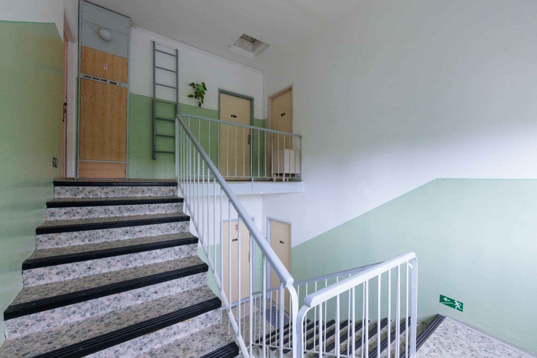 Pronájem bytu 2+1 54 m², 17. listopadu, Cheb, Karlovarský kraj Pronájem bytu 2+1 54 m², 17. listopadu, Cheb, Karlovarský kraj