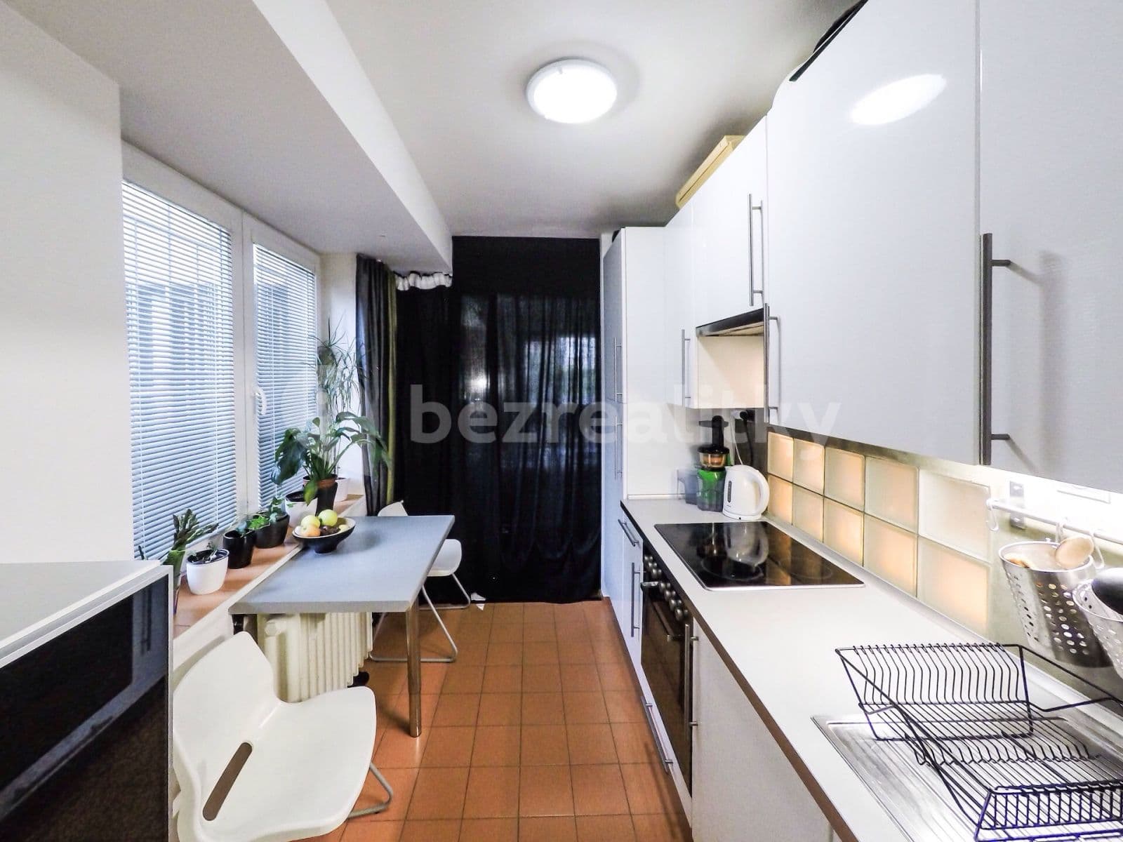 Pronájem bytu 1+kk 41 m², Africká, Praha, Praha Pronájem bytu 1+kk 41 m², Africká, Praha, Praha