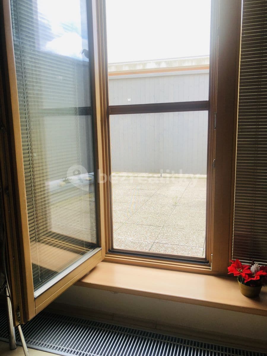 Pronájem bytu 2+kk 65 m², Karlovarská, Praha, Praha Pronájem bytu 2+kk 65 m², Karlovarská, Praha, Praha