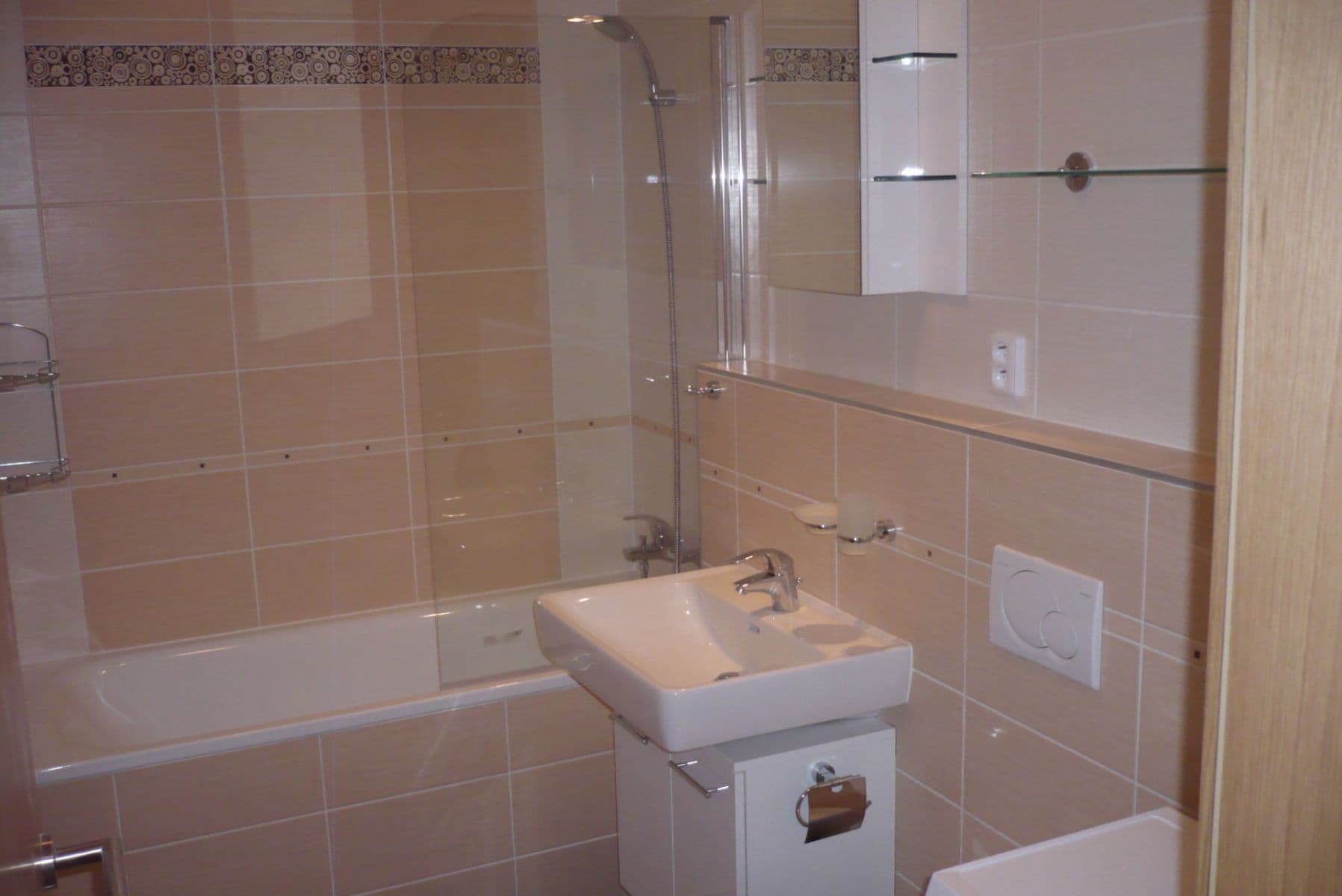 Pronájem bytu 1+kk 40 m², Rostislavovo náměstí, Brno, Jihomoravský kraj Pronájem bytu 1+kk 40 m², Rostislavovo náměstí, Brno, Jihomoravský kraj