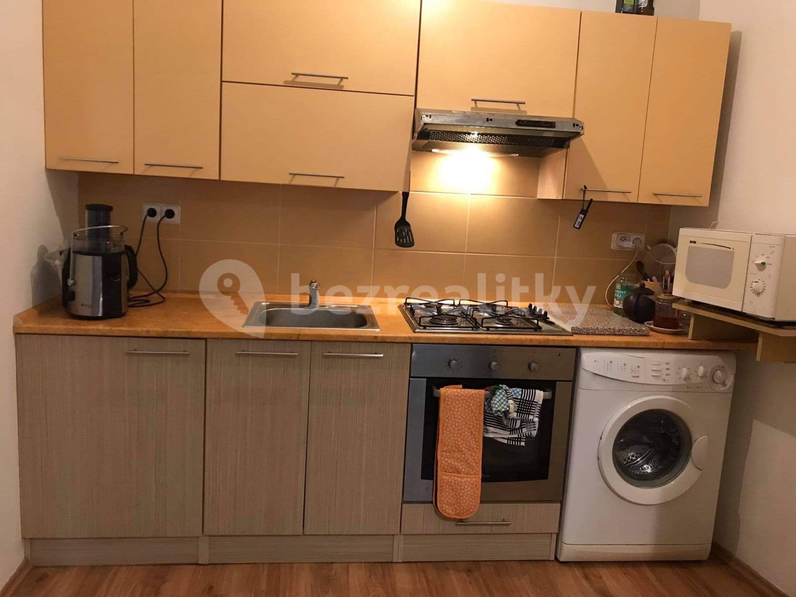 Pronájem bytu 2+kk 36 m², Bratislavská, Brno, Jihomoravský kraj Pronájem bytu 2+kk 36 m², Bratislavská, Brno, Jihomoravský kraj