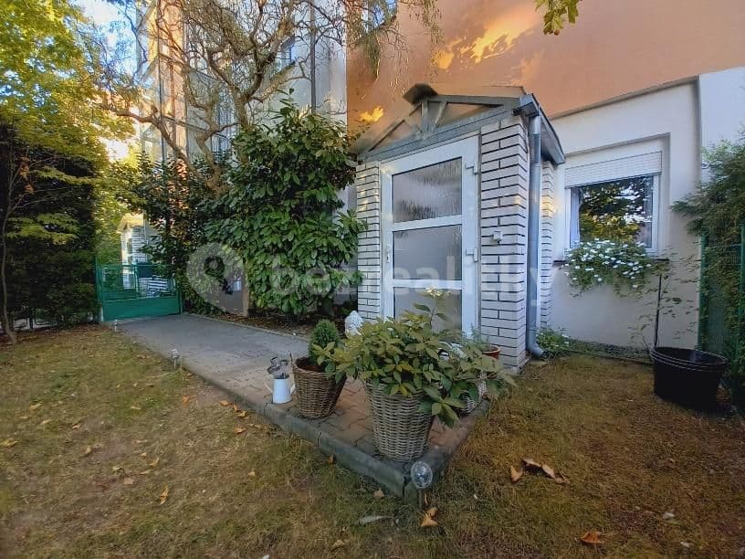 Pronájem bytu 1+kk 30 m², Staniční, Plzeň, Plzeňský kraj Pronájem bytu 1+kk 30 m², Staniční, Plzeň, Plzeňský kraj