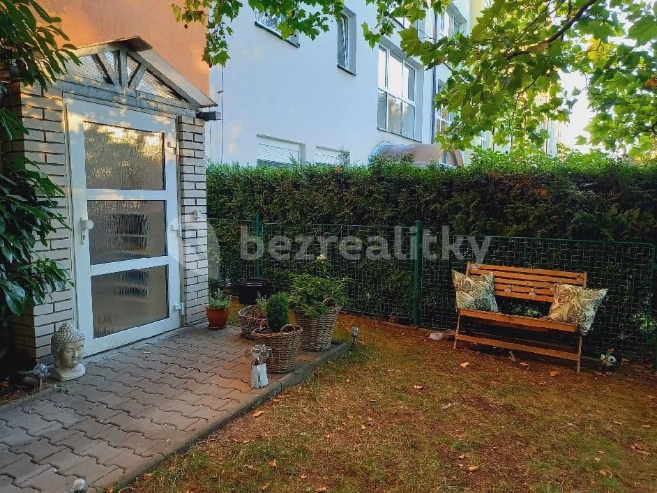 Pronájem bytu 1+kk 30 m², Staniční, Plzeň, Plzeňský kraj Pronájem bytu 1+kk 30 m², Staniční, Plzeň, Plzeňský kraj