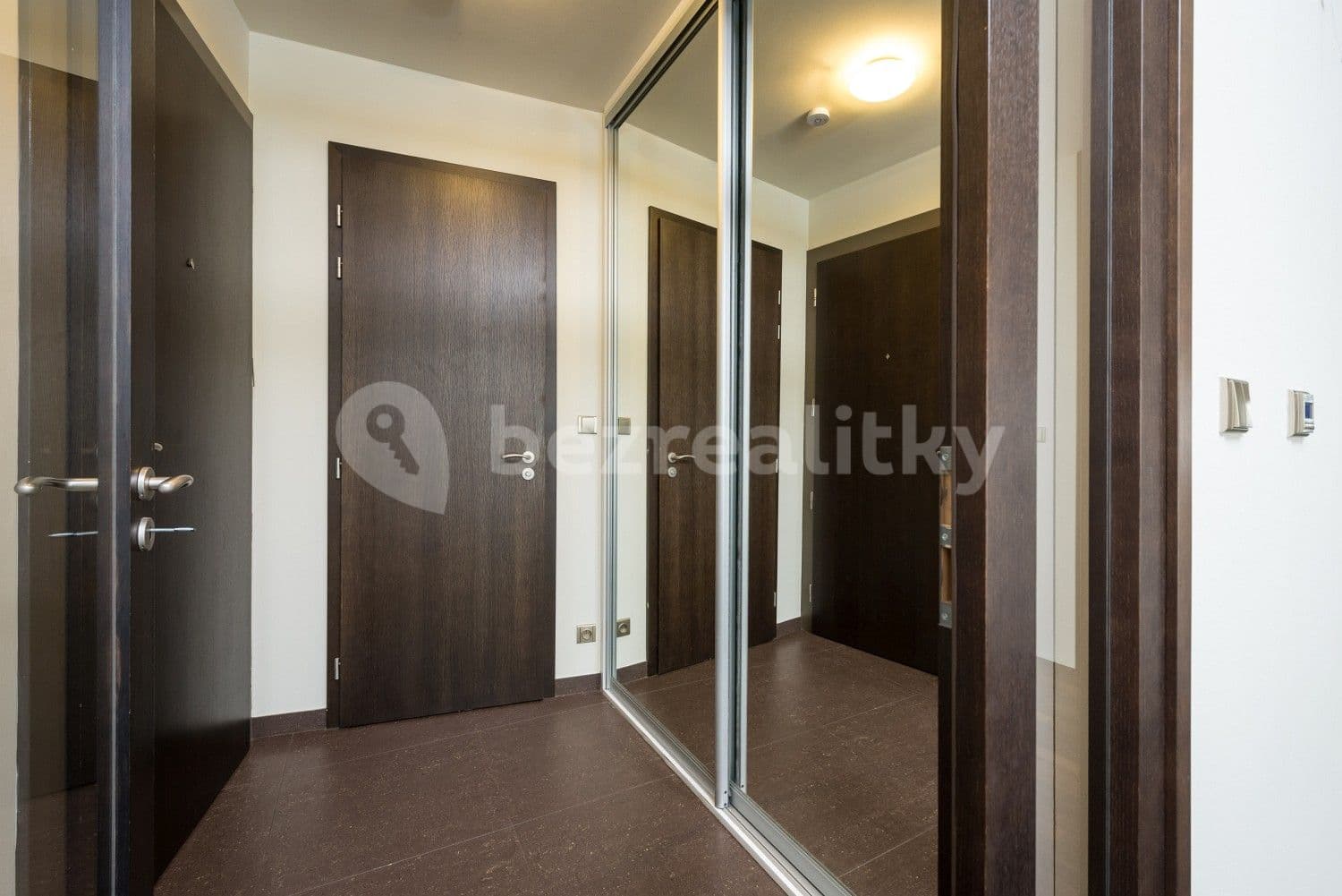 Pronájem bytu 4+kk 100 m², Služská, Praha, Praha