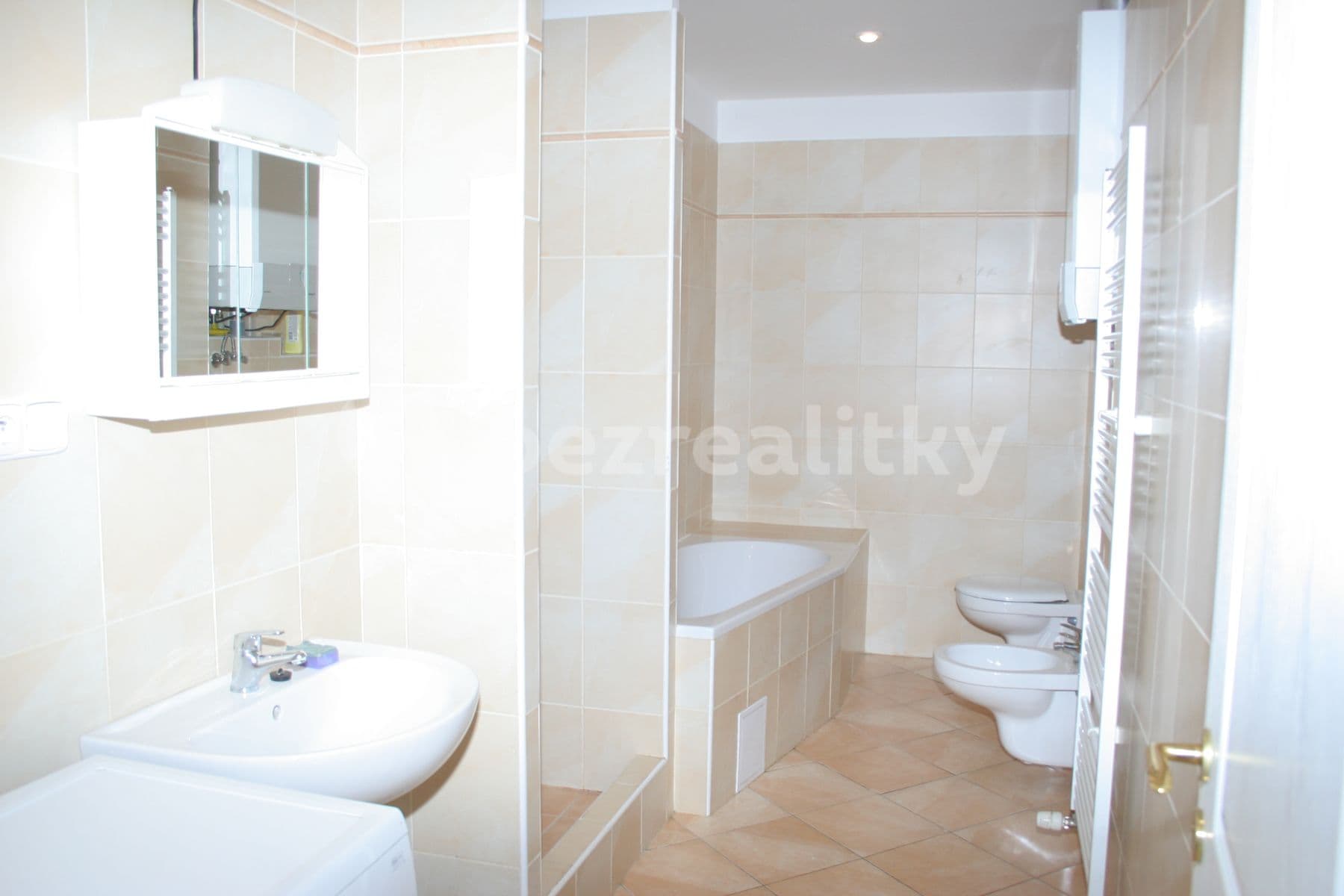 Pronájem bytu 3+1 85 m², Preslova, Praha, Praha Pronájem bytu 3+1 85 m², Preslova, Praha, Praha
