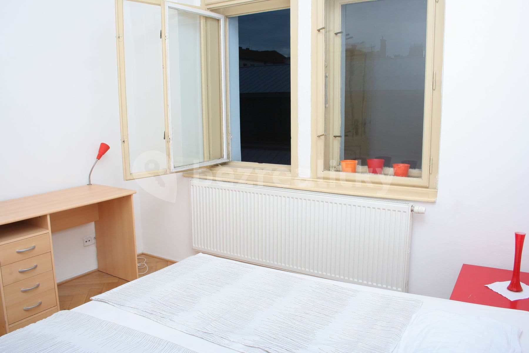Pronájem bytu 3+1 85 m², Preslova, Praha, Praha Pronájem bytu 3+1 85 m², Preslova, Praha, Praha