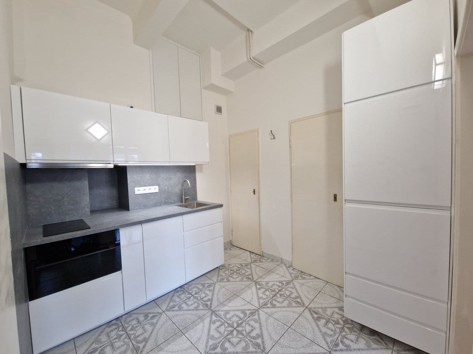 Pronájem bytu 2+kk 43 m², Ondříčkova, Praha, Praha Pronájem bytu 2+kk 43 m², Ondříčkova, Praha, Praha