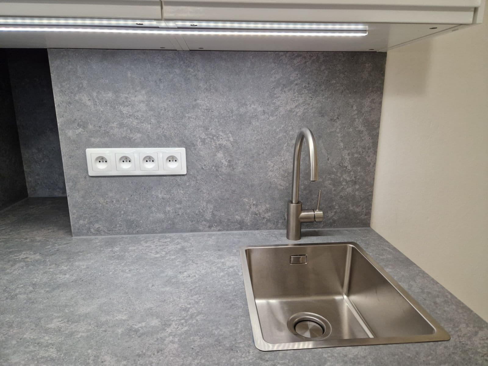 Pronájem bytu 2+kk 43 m², Ondříčkova, Praha, Praha Pronájem bytu 2+kk 43 m², Ondříčkova, Praha, Praha