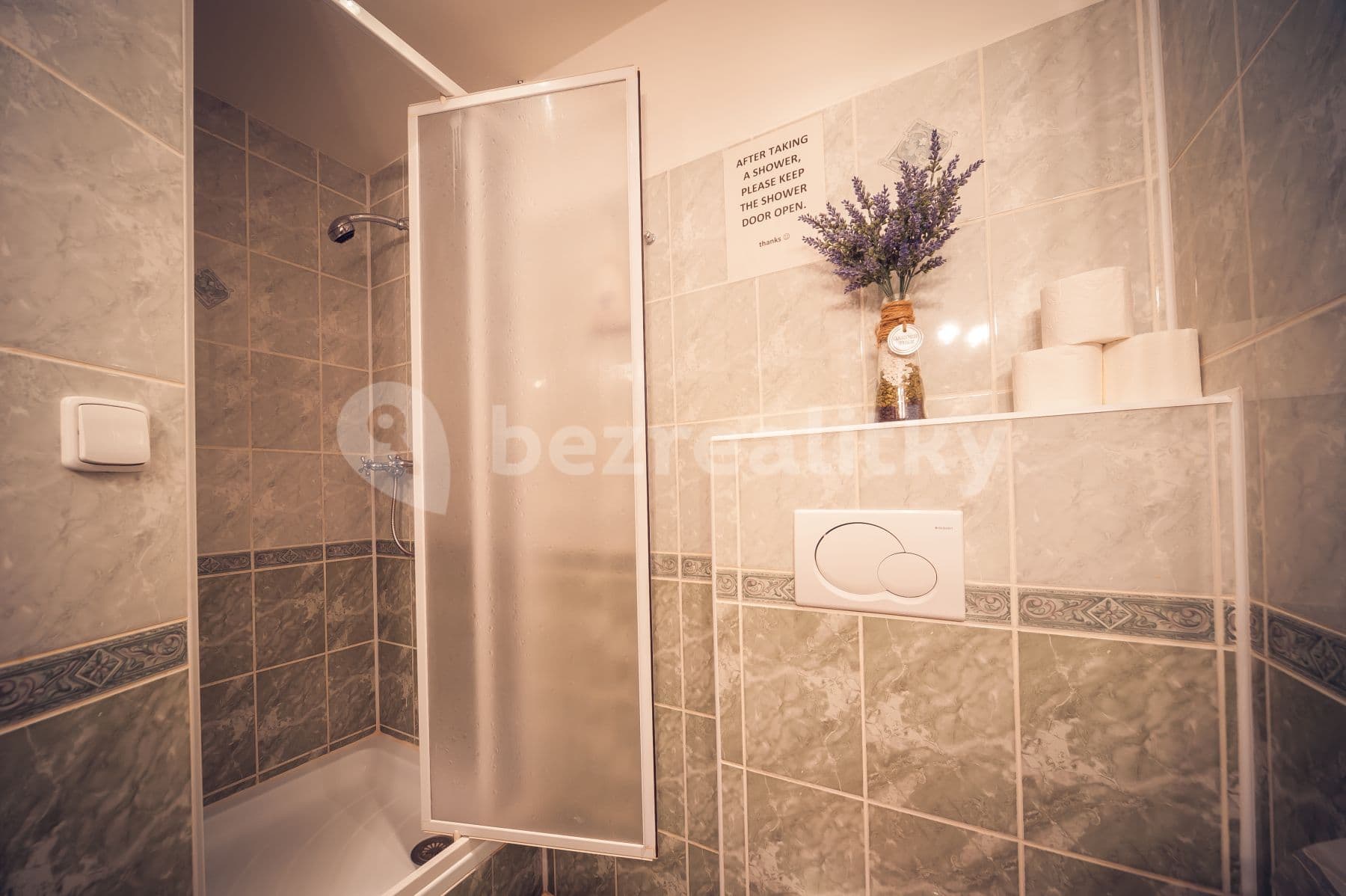 Pronájem bytu 1+kk 32 m², Na Kozačce, Praha, Praha Pronájem bytu 1+kk 32 m², Na Kozačce, Praha, Praha