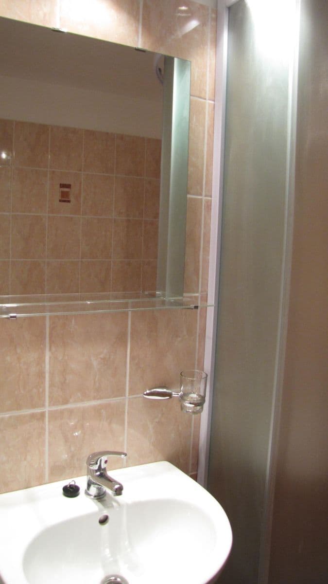 Pronájem bytu 1+1 36 m², Husitská, Praha, Praha Pronájem bytu 1+1 36 m², Husitská, Praha, Praha