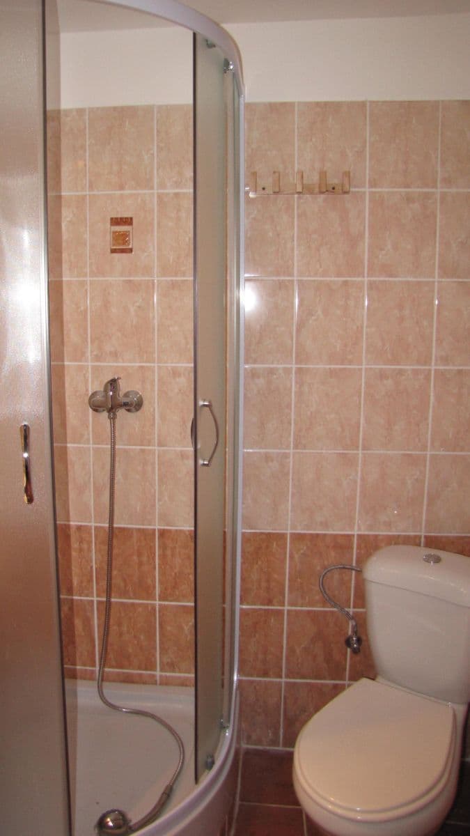 Pronájem bytu 1+1 36 m², Husitská, Praha, Praha Pronájem bytu 1+1 36 m², Husitská, Praha, Praha