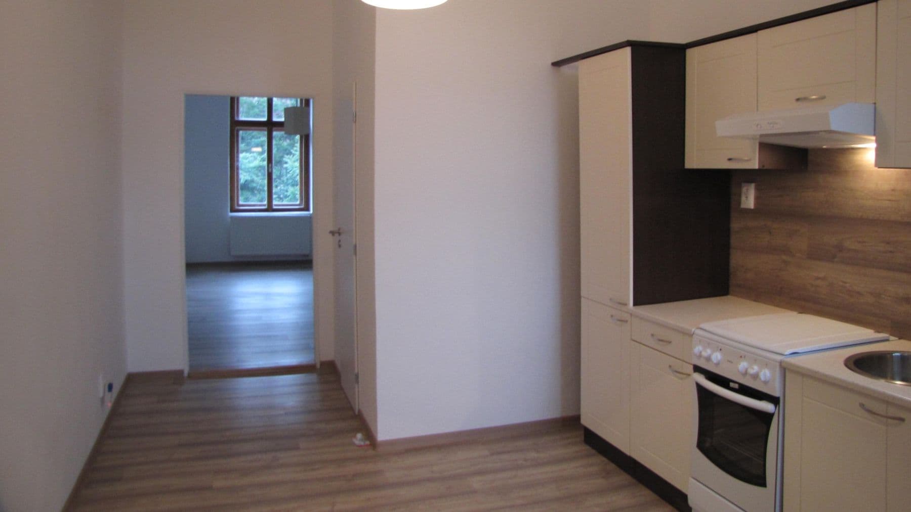 Pronájem bytu 1+1 36 m², Husitská, Praha, Praha Pronájem bytu 1+1 36 m², Husitská, Praha, Praha