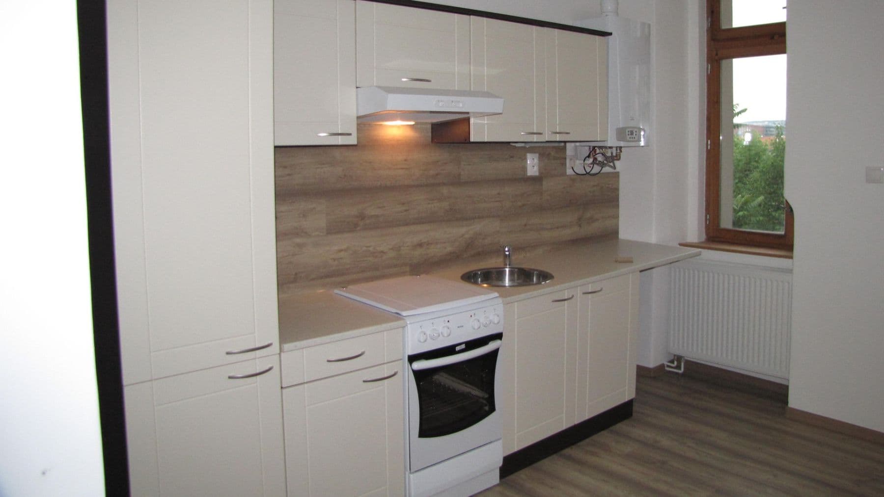 Pronájem bytu 1+1 36 m², Husitská, Praha, Praha Pronájem bytu 1+1 36 m², Husitská, Praha, Praha