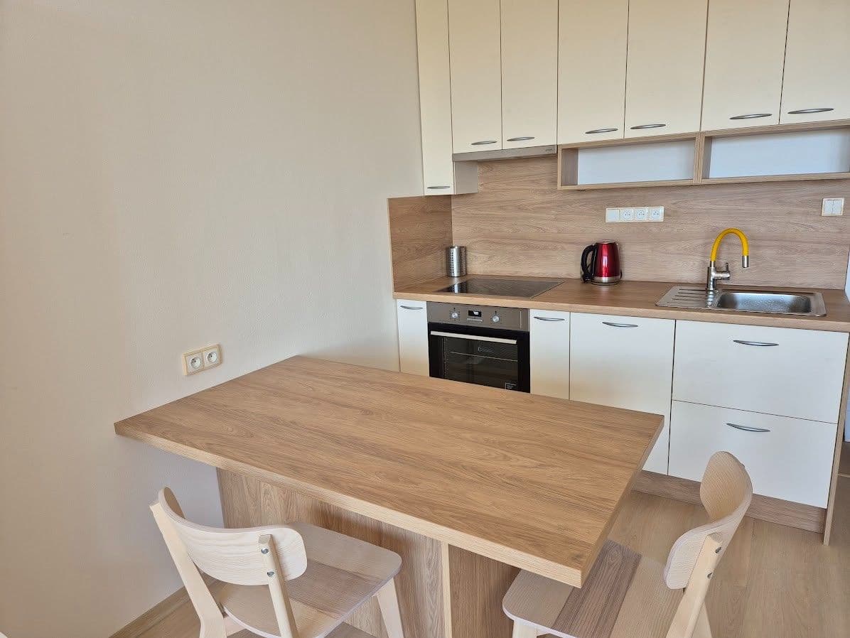Pronájem bytu 1+kk 37 m², Hnězdenská, Praha, Praha Pronájem bytu 1+kk 37 m², Hnězdenská, Praha, Praha